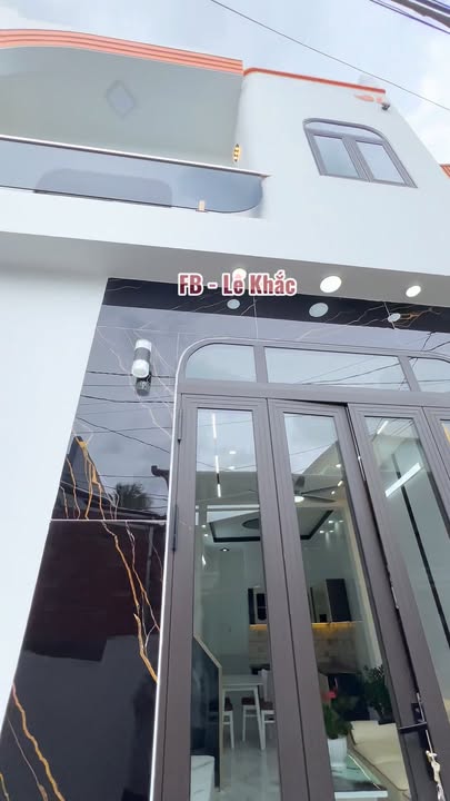 Nhà 1 trệt 1 lầu An Bình 40m² giá 2.55 tỷ - Full nội thất, tiện ích gần chợ