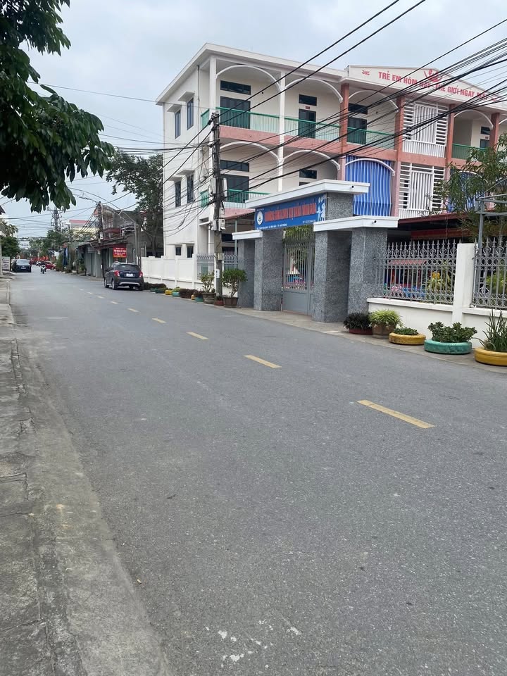 Đất mặt tiền đường Hoa Duy Thành, Vĩnh Bảo, 118m² - Đối diện trường mầm non