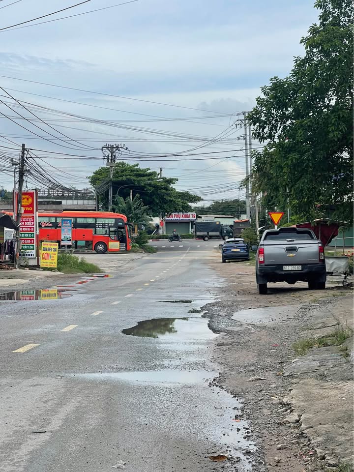 Bán FrontHouse mặt tiền đường Nguyễn Tri Phương, Tân Hiệp 170m² - Giá cực tốt chỉ 3.6 tỷ!