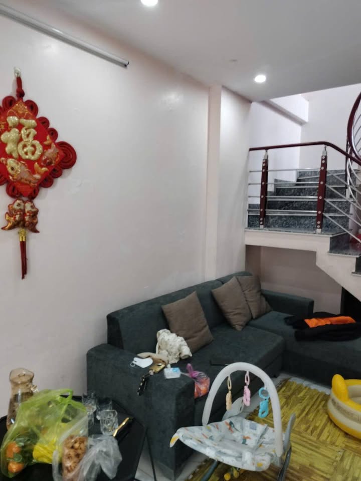 Nhà riêng Vĩnh Niệm 38m² giá 1.1 tỷ - Nhà đẹp 2 tầng, gần khu công nghiệp!