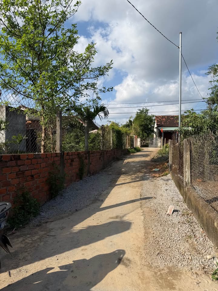 Đất nền Tây Vinh 112m² giá 300 triệu - Sổ hồng chính chủ, đầu tư sinh lời!