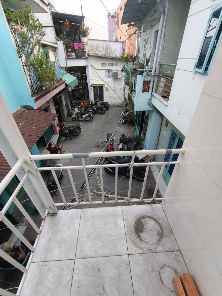 Nhà bán Phường 14 Quận 8 16m² giá 850 triệu - Vị trí đẹp, pháp lý rõ ràng!