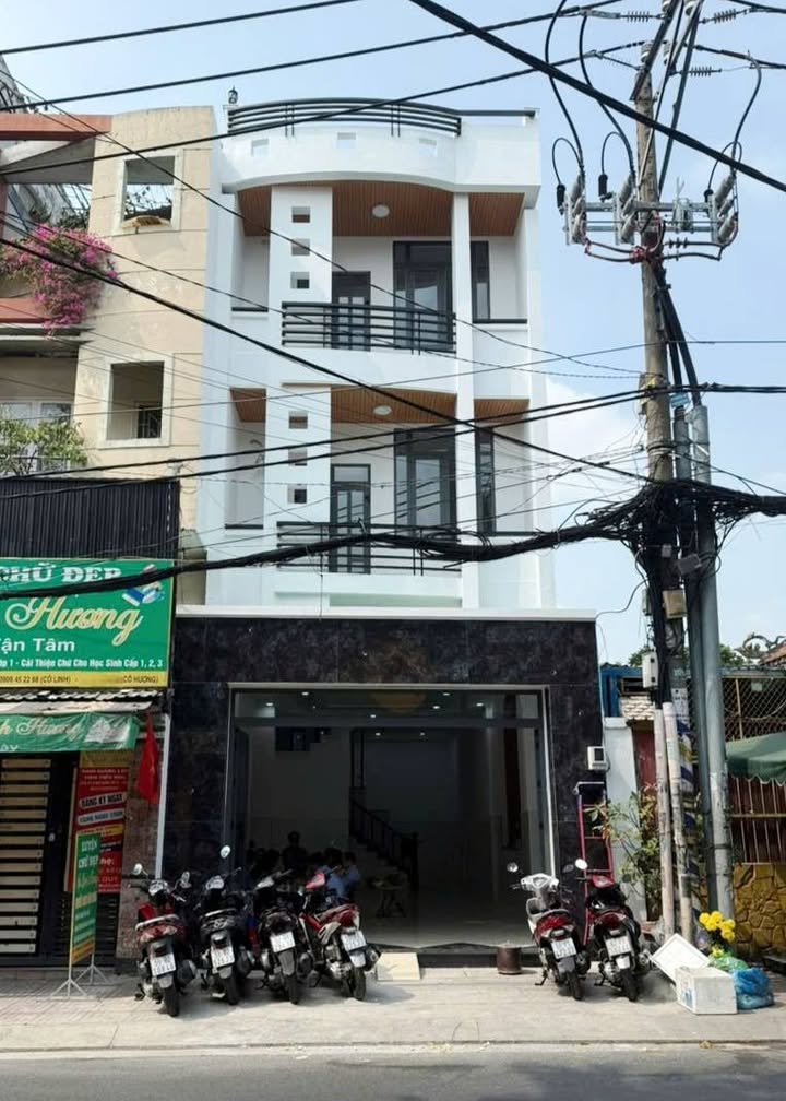 Nhà thuê mặt tiền Cầu Xéo, P.Tân Quý, Quận Tân Phú 90m² - Thích hợp kinh doanh và ở ngay!