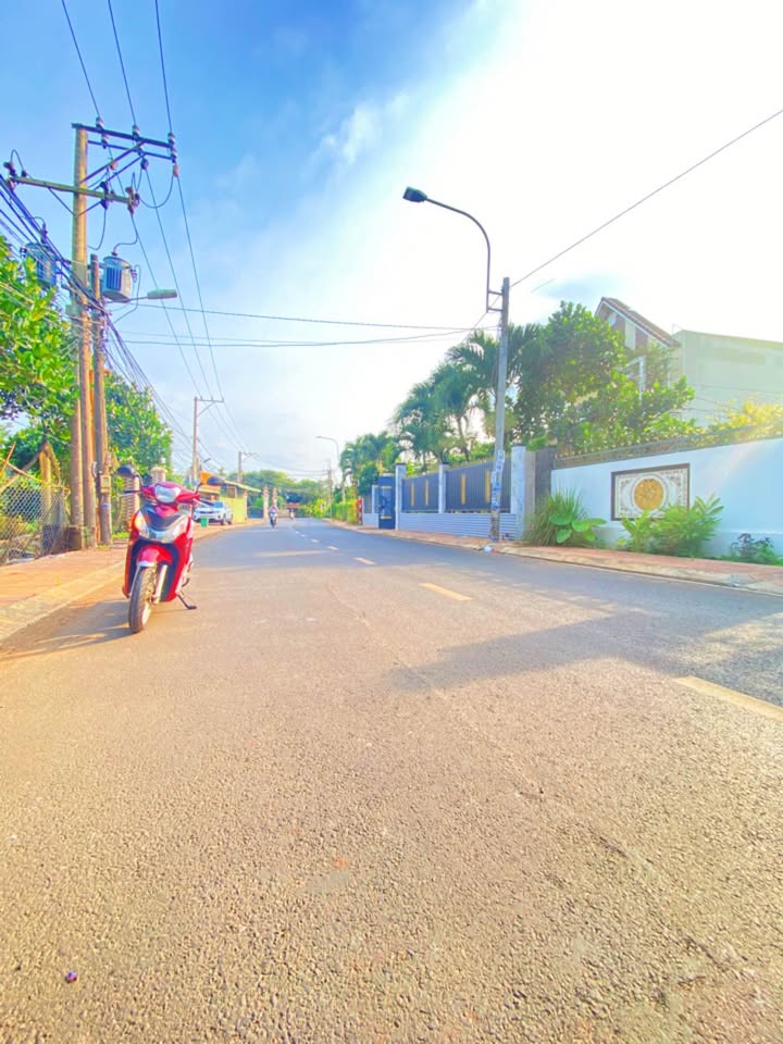 Đất nền Long Khánh 110m² giá 850 triệu - Sổ riêng thổ cư, cơ hội đầu tư tuyệt vời!