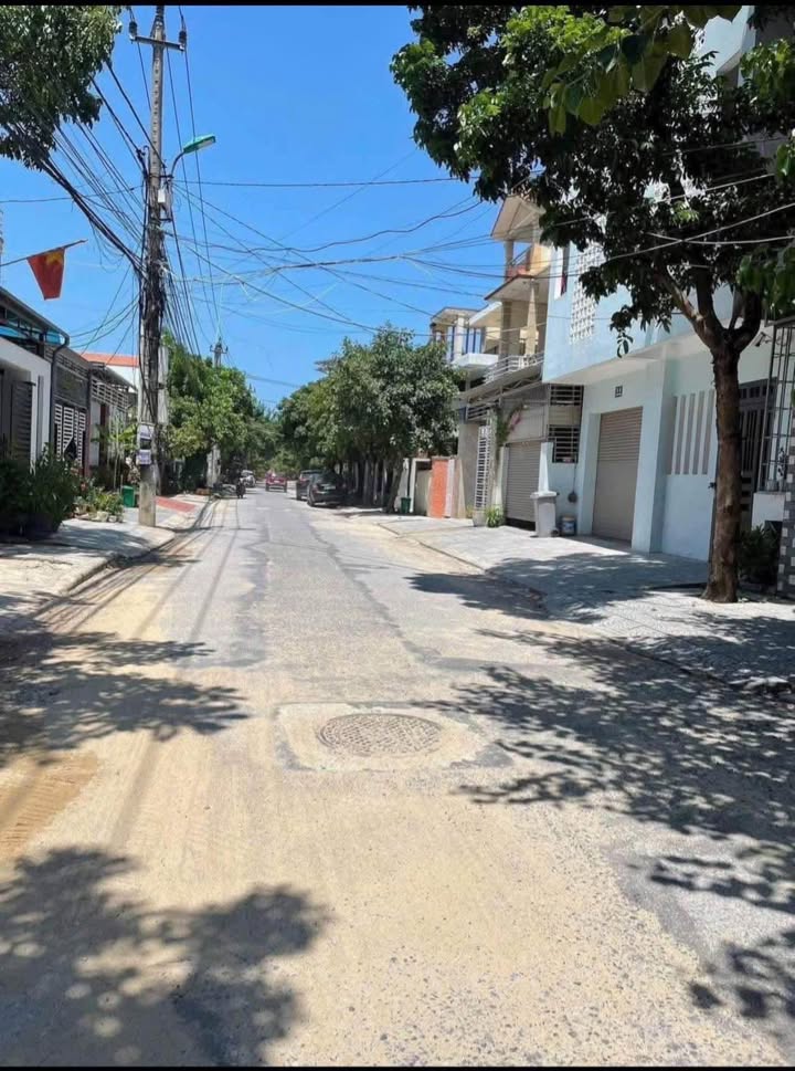 Đất mặt tiền Long Đại, Hải Thành, Đồng Hới 287.5m² giá 8 tỷ - Cơ hội đầu tư hấp dẫn!