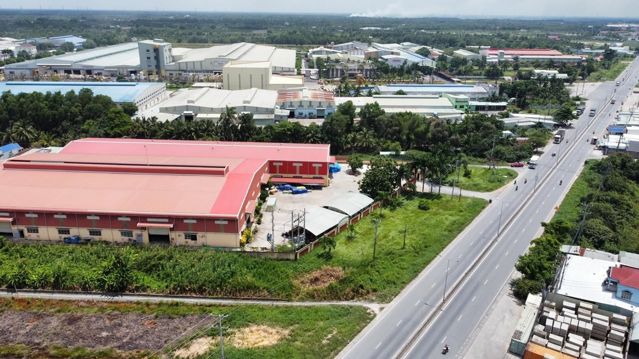 Kho xưởng Đức Hòa 10.000m² mặt tiền ĐT 823 - Đầu tư sinh lời ngay!