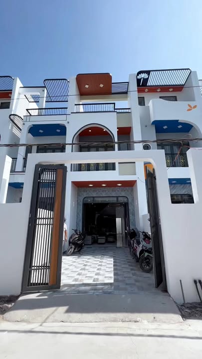 Nhà 2 lầu đường ĐT835B, xã Phước Lý, 92m² - Giá tốt chỉ 2.75 tỷ!