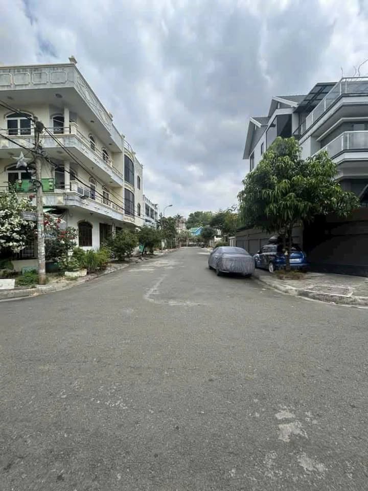 Nhà bán mặt tiền đường số Khu Tên Lửa, Bình Trị Đông B, 80m² giá 9.3 tỷ - Sổ hồng riêng, hoàn công đủ!