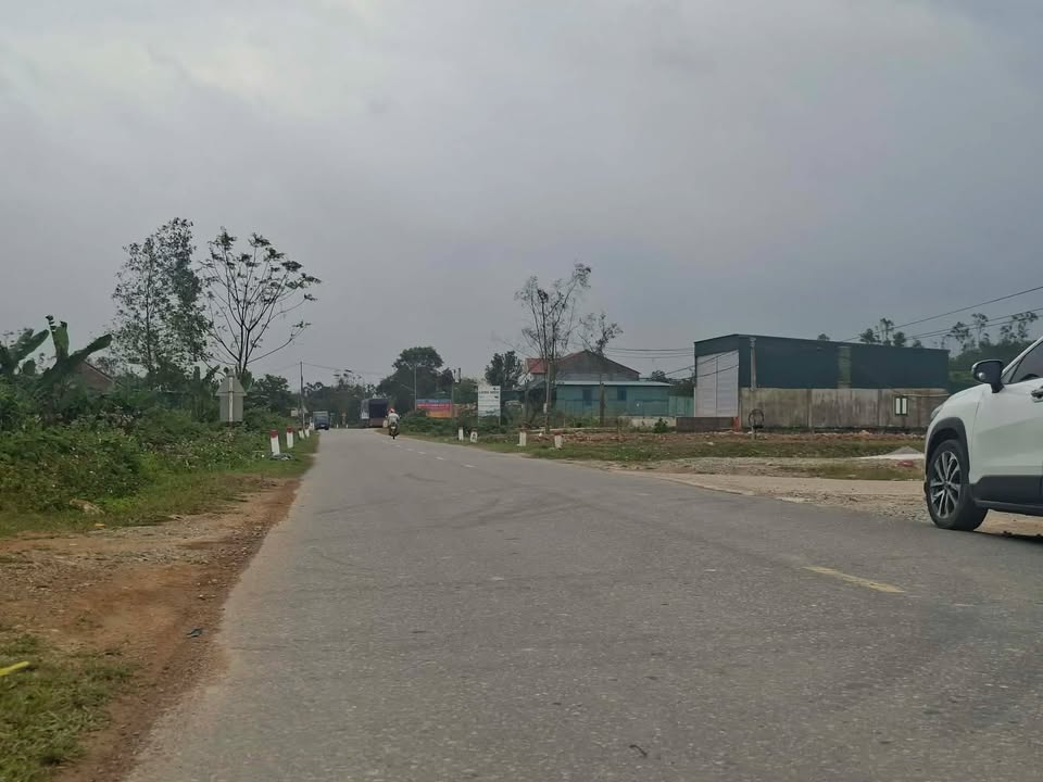 Đất kinh doanh mặt tiền Quốc lộ 15A, Thượng Lộc, Can Lộc - Diện tích 165m², giá thỏa thuận!