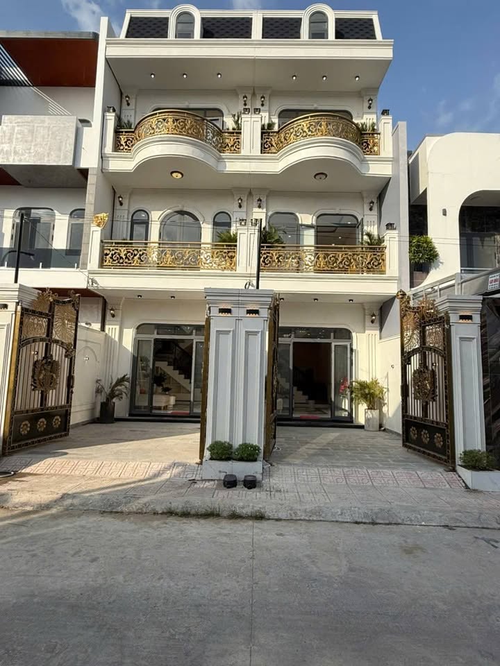 Nhà ở cao cấp tại Phường 5, TP. Mỹ Tho 156,7m² giá 4,5 tỷ - Đầu tư sinh lời ngay!