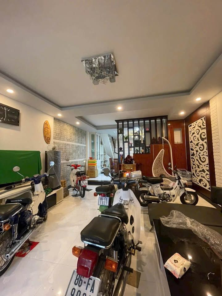 Nhà 1 trệt 1 lầu mặt tiền đường Nguyễn Thị Định, Phú Tài 70m² giá 3.1 tỷ - Chính chủ bán gấp!