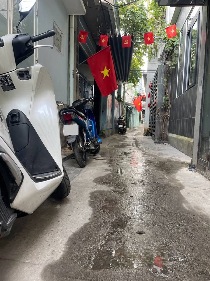 Nhà gác lửng góc nở hậu tại Hải Châu, Đà Nẵng 54.3m² giá chỉ 3.75 tỷ - Cơ hội hiếm có!