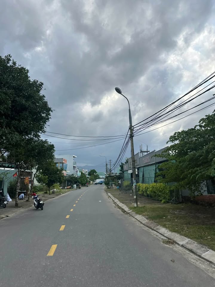 Đất nền Hòa Liên 124m² giá 2.85 tỷ - Sổ đỏ chính chủ, ô tô tận nơi!