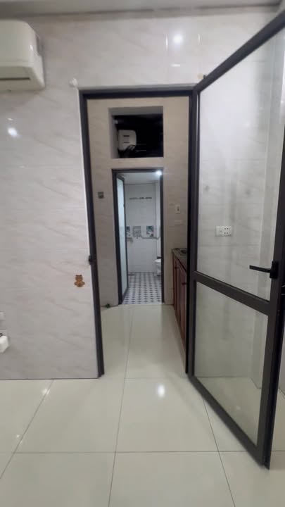 Căn hộ cho thuê tại Mễ Trì, 30m² giá 3.8 triệu - An ninh tốt, tiện nghi đầy đủ!