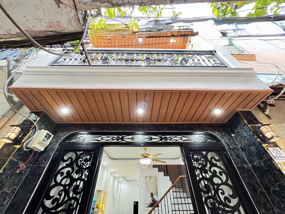 Nhà 3 tầng Tăng Bạt Hổ, Bình Thạnh 34.2m² giá 6.3 tỷ - Nhà mới full nội thất!