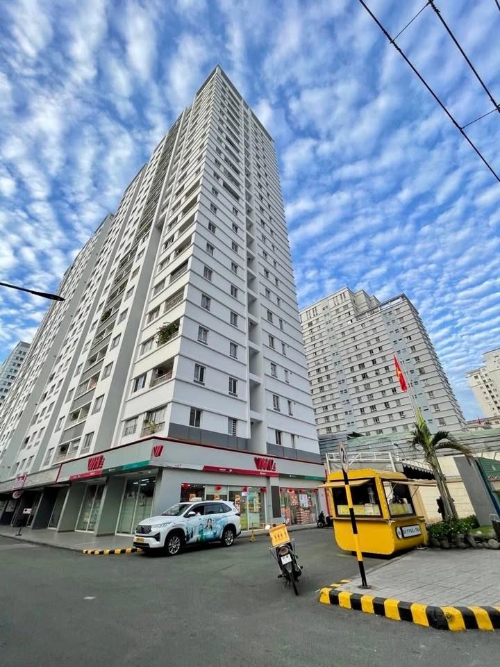 Căn hộ Lotus Garden Tân Phú 60m² giá 3 tỷ - Sẵn sàng vào ở ngay!