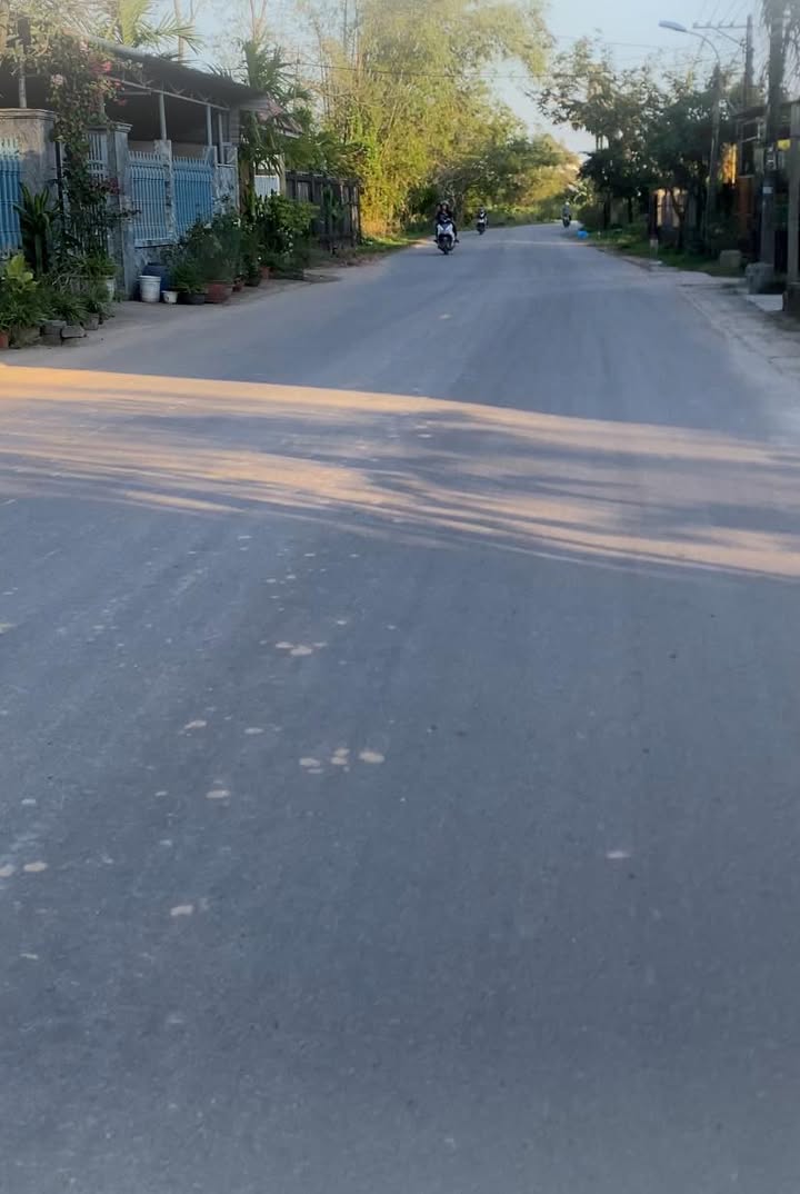 Đất nền Trần Hoàn, Thủy Tân, 11.5m² chỉ 700 triệu - Sổ đỏ chính chủ!