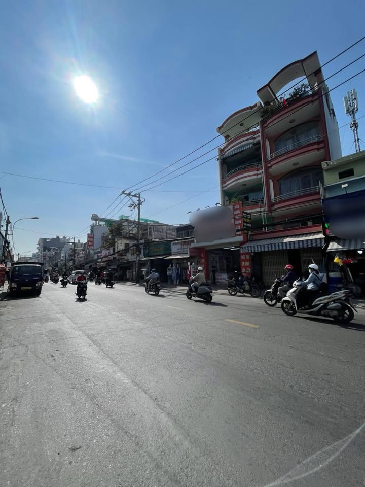Nhà mặt tiền Lê Quang Định, Bình Thạnh 91.6m² giá 22 tỷ - Kinh doanh sầm uất!
