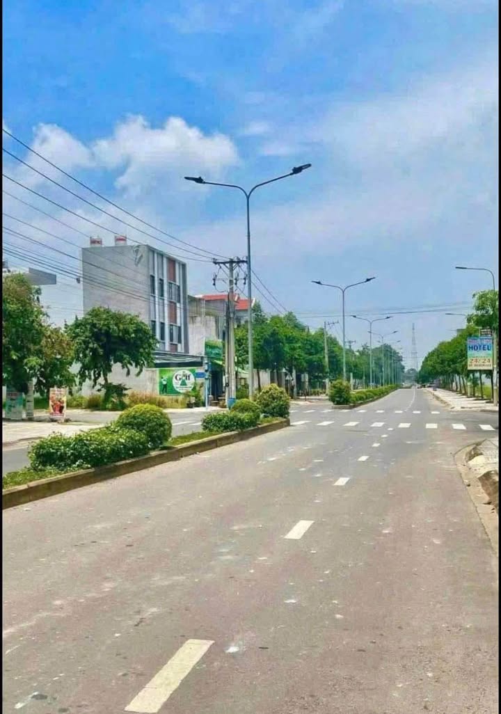 Lô đất mặt tiền đường Ngô Quyền Trảng Bom 100m² giá 2.4 tỷ - Kinh doanh sầm uất!