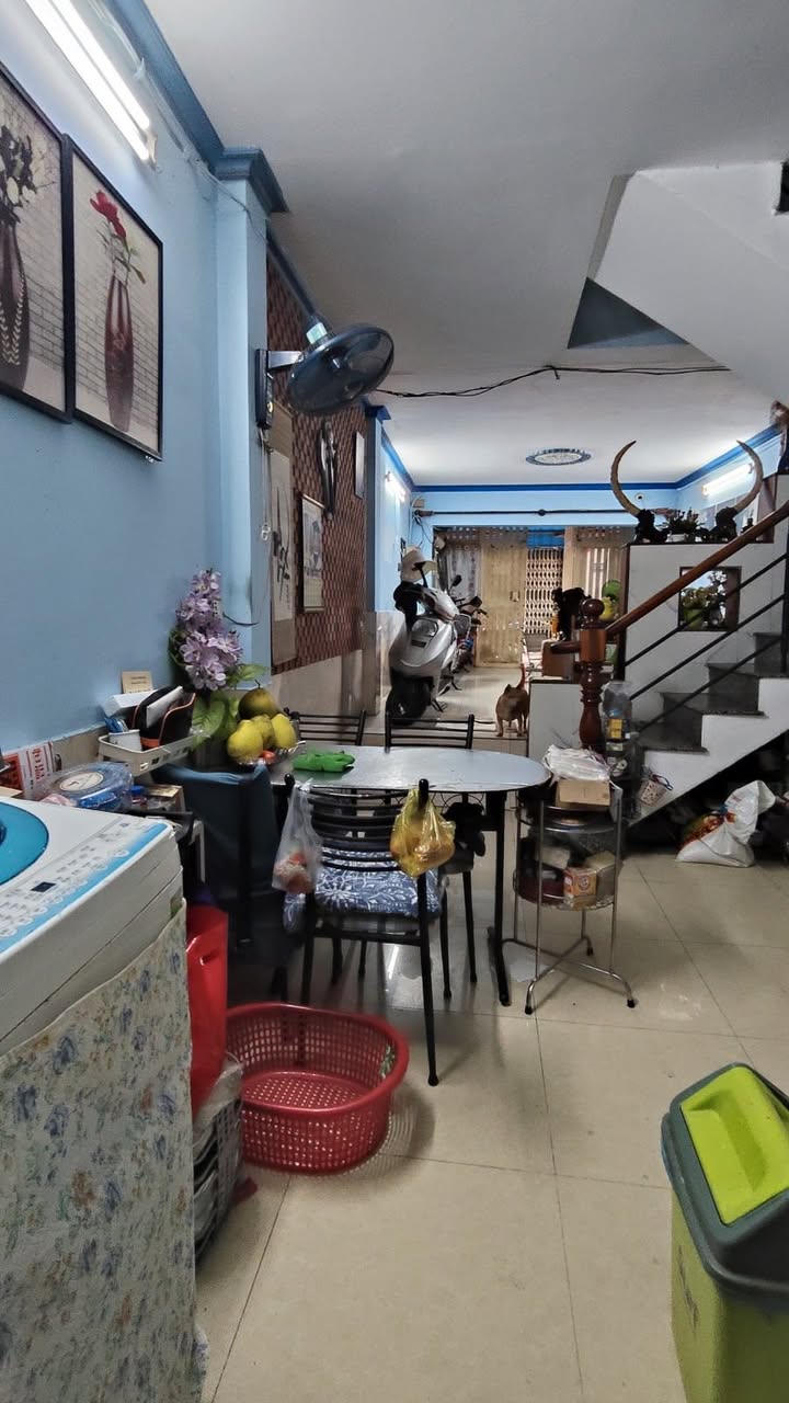 Nhà phố Nguyễn Hữu Cảnh, Bình Thạnh 44m² giá 3.8 tỷ - Kinh doanh tốt, hẻm ô tô tránh nhau!