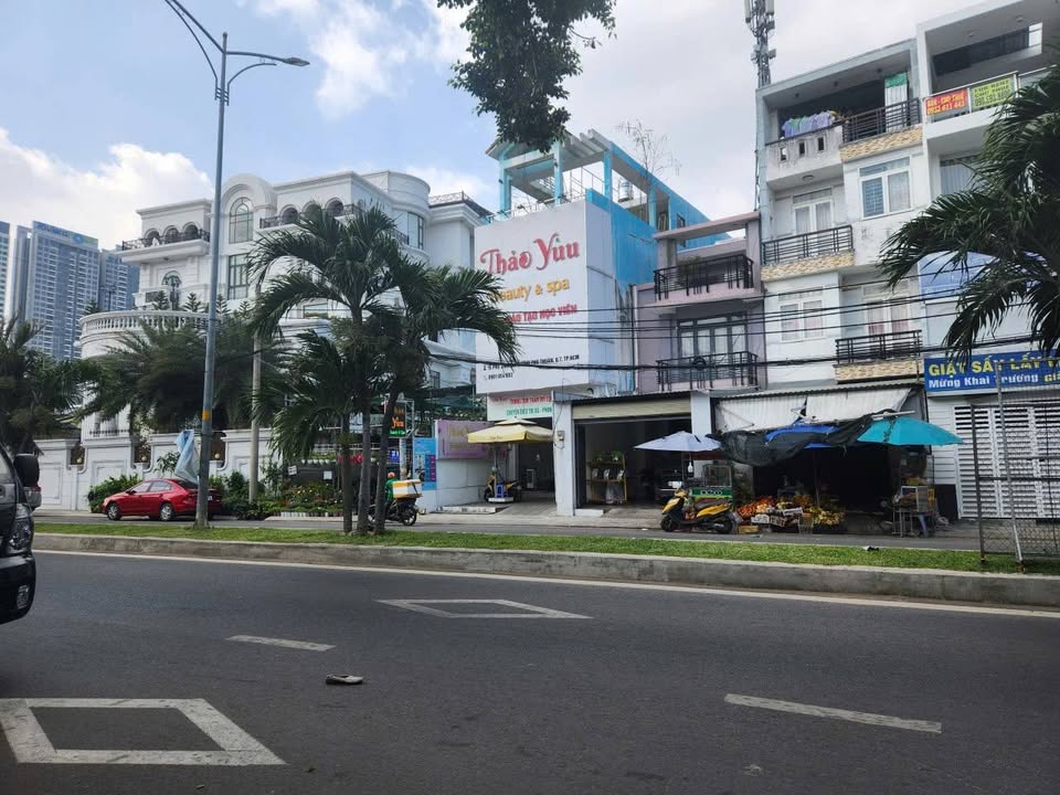 Nhà phố 2 tầng Phú Thuận 260m² giá 17 tỷ - Pháp lý rõ ràng, gần Phú Mỹ Hưng!