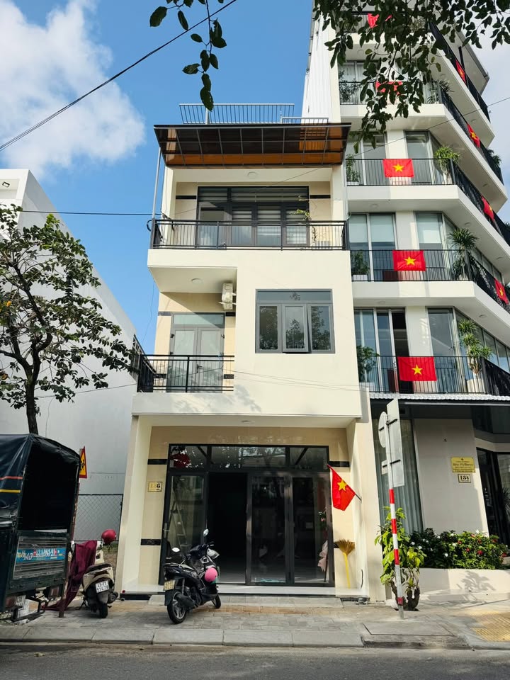 Mặt bằng cho thuê tại 136 Phạm Cự Lượng, Sơn Trà - Thích hợp kinh doanh văn phòng