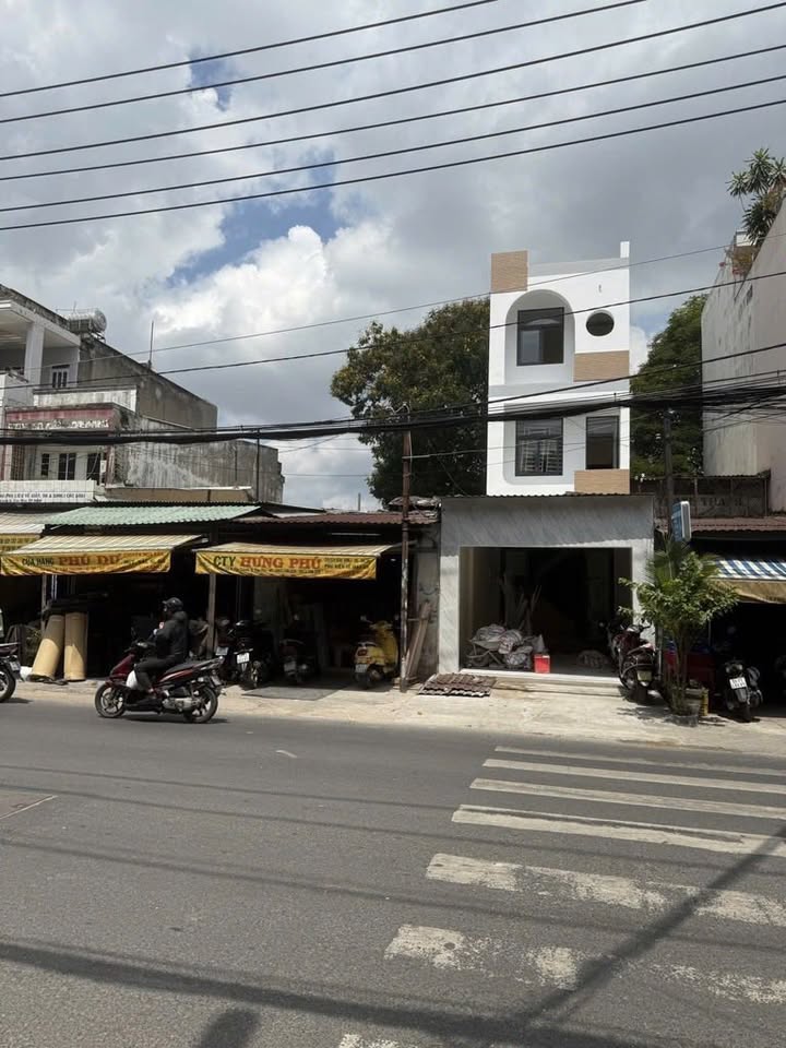 FrontHouse Tân Phú 88m² giá 15 tỷ - Vị trí đắc địa, xây mới 5 tầng!