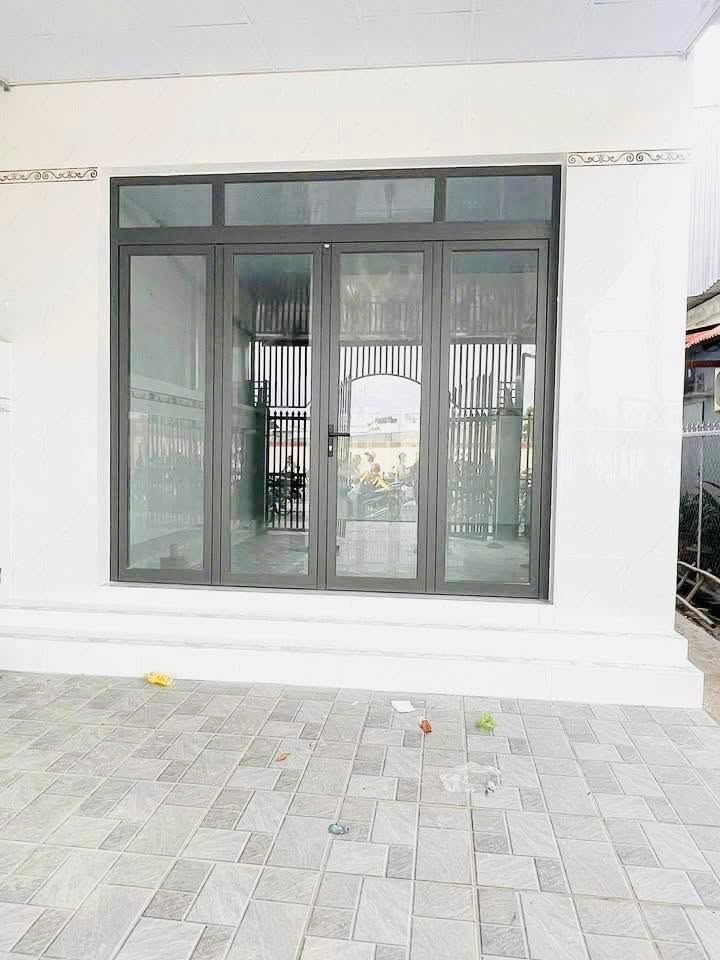 Nhà mặt tiền Lê Anh Xuân, Rạch Giá, 2PN giá 5 triệu - Kinh doanh thuận lợi!