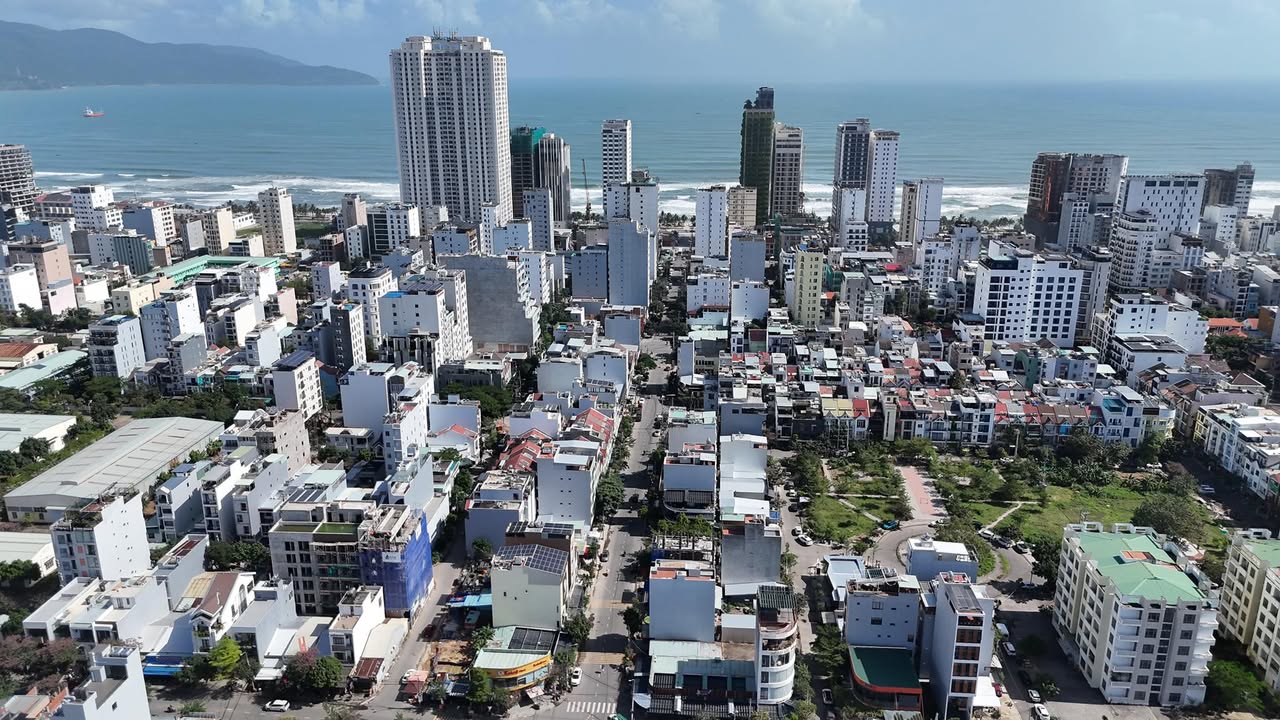 Nhà 2 tầng đường Nguyễn Thoại, Đà Nẵng 103m² giá 16 tỷ - Vị trí đắc địa gần biển!