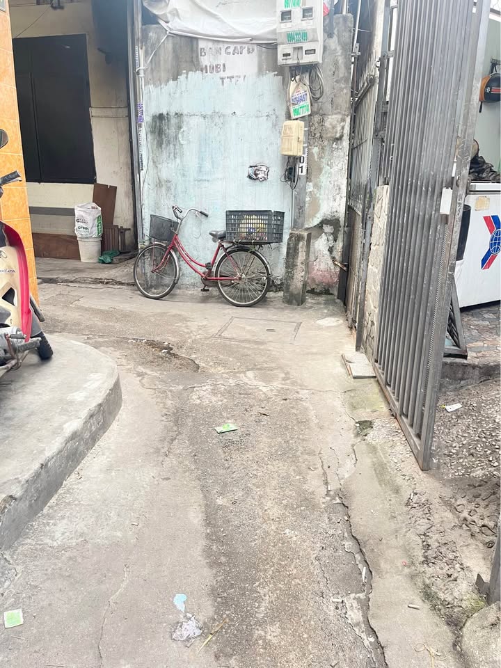 Nhà 2 Tầng Lê Hồng Phong Quy Nhơn 32m² giá 1.53 tỷ - Full nội thất, sẵn sàng vào ở!