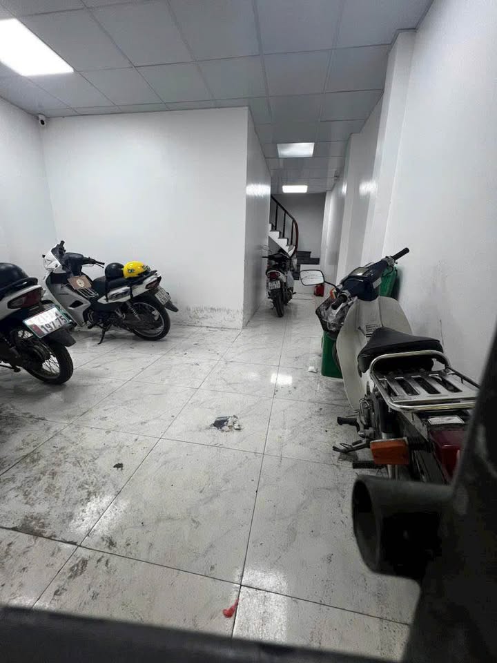 Nhà đẹp Phú Đô 47m² giá 6.466 tỷ - Lô góc ô tô tránh trước nhà!