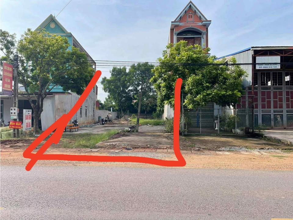 Đất nền Quốc lộ 31 phường Chũ 245m² - Giá thỏa thuận hợp lý cho đầu tư!