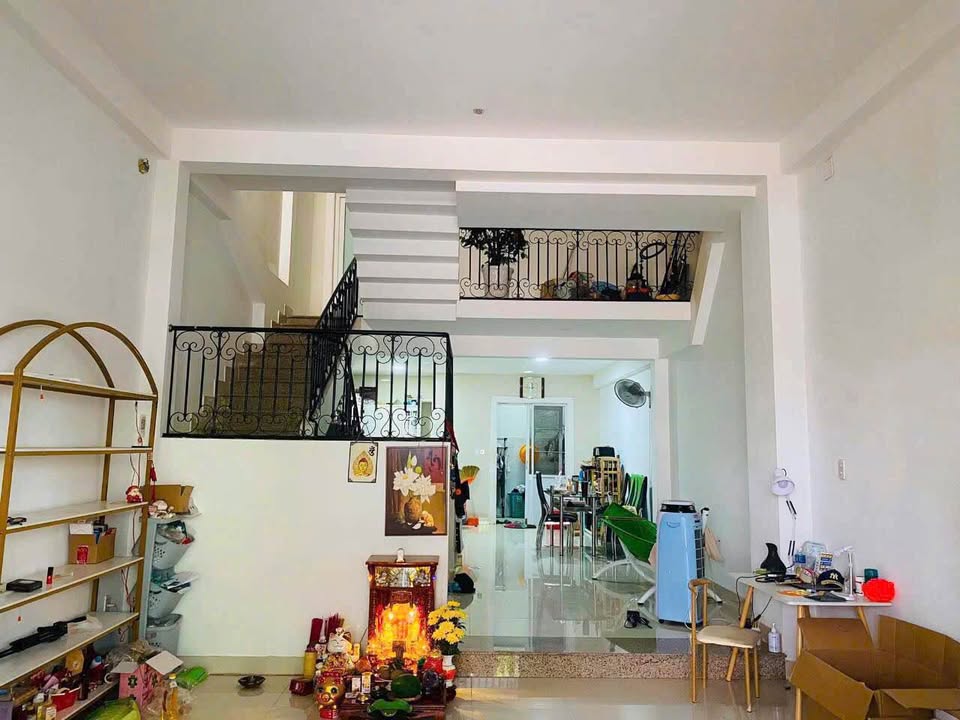 Nhà 2 tầng Đinh Lễ, Xuân An, Phan Thiết 100m² giá 4.55 tỷ - Nhà mới vào ở ngay!