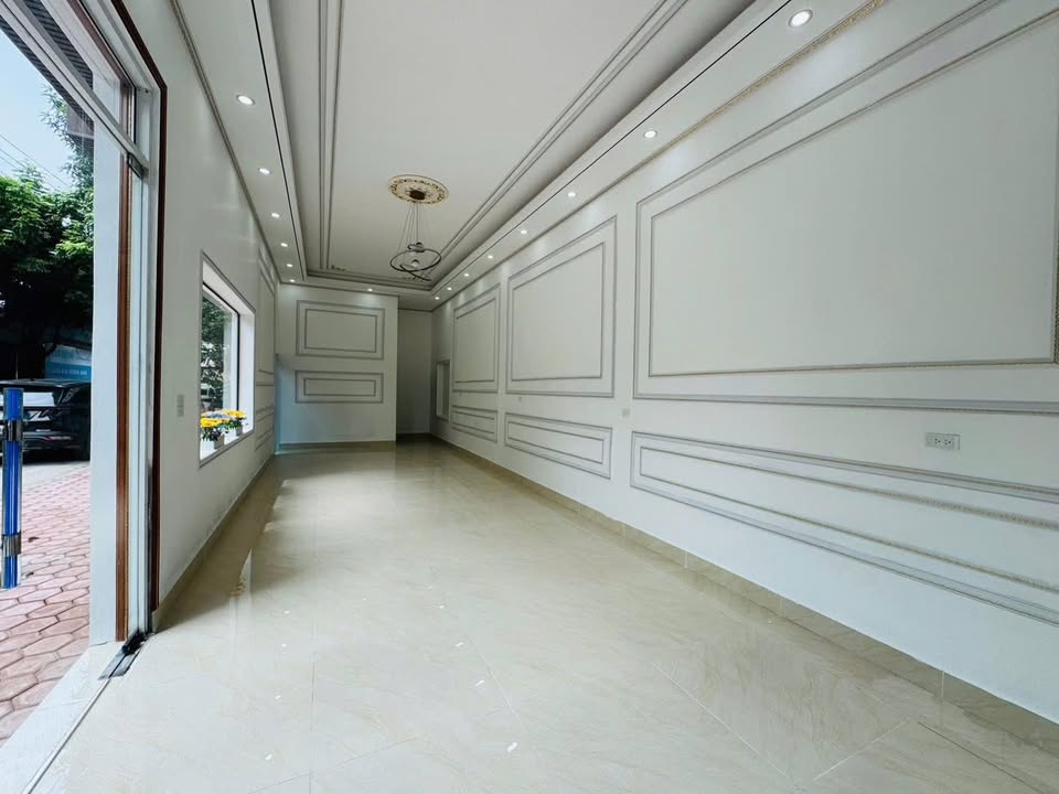 Nhà 4 tầng góc Phường Ngô Quyền, Bắc Giang 72m² giá 9 tỷ - Sẵn sàng vào ở!