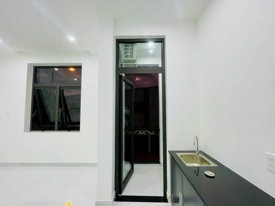 Nhà 3 tầng lô góc 2 mặt tiền Đường 5m5 Hòa Xuân Đà Nẵng 152,5m² giá 9 tỷ - Đầu tư sinh lời ổn định!