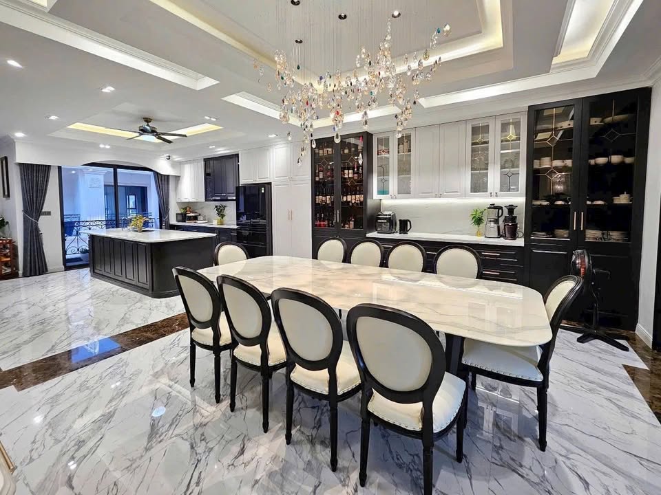 Townhouse Vạn Phúc City 180m² giá 36 tỷ - View công viên tuyệt đẹp!