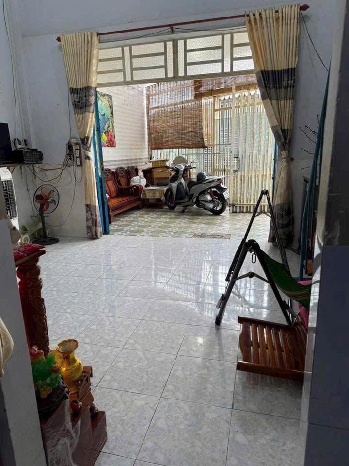 Nhà phường Bảo Vinh 17m² giá 740 triệu - Thiết kế hiện đại, tiện nghi!