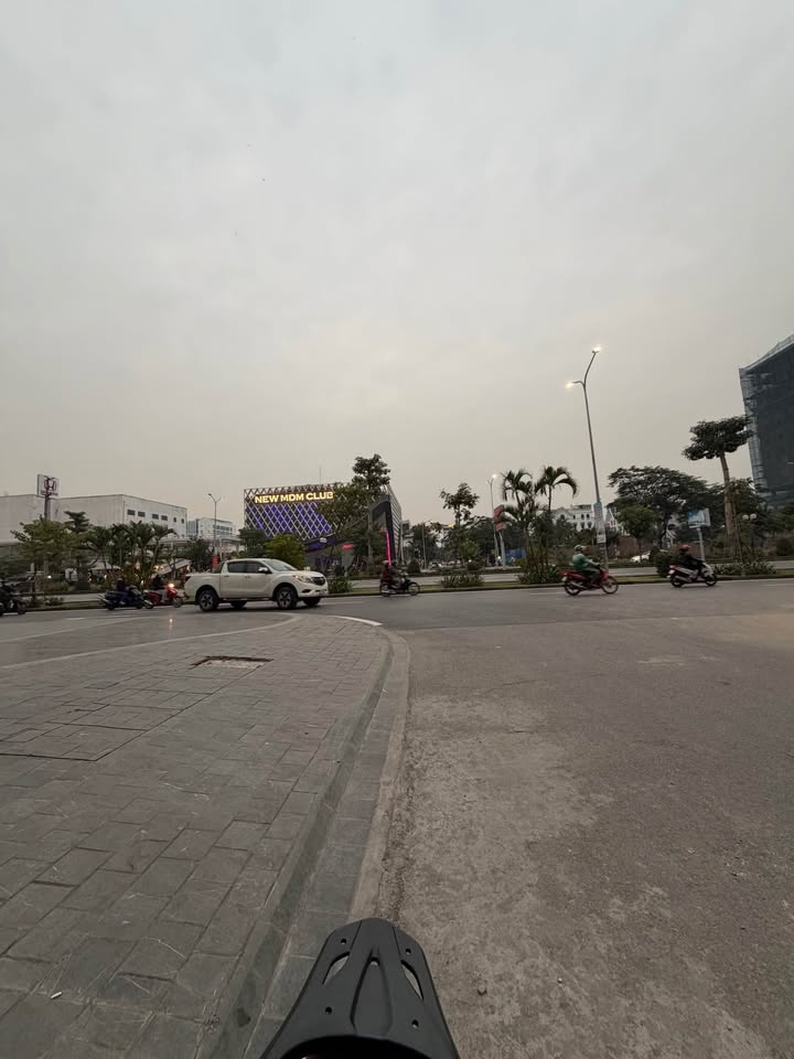 Nhà 6 tầng Thế Lữ, Hải Phòng 75m² giá 16.3 tỷ - Thang máy tiện lợi!