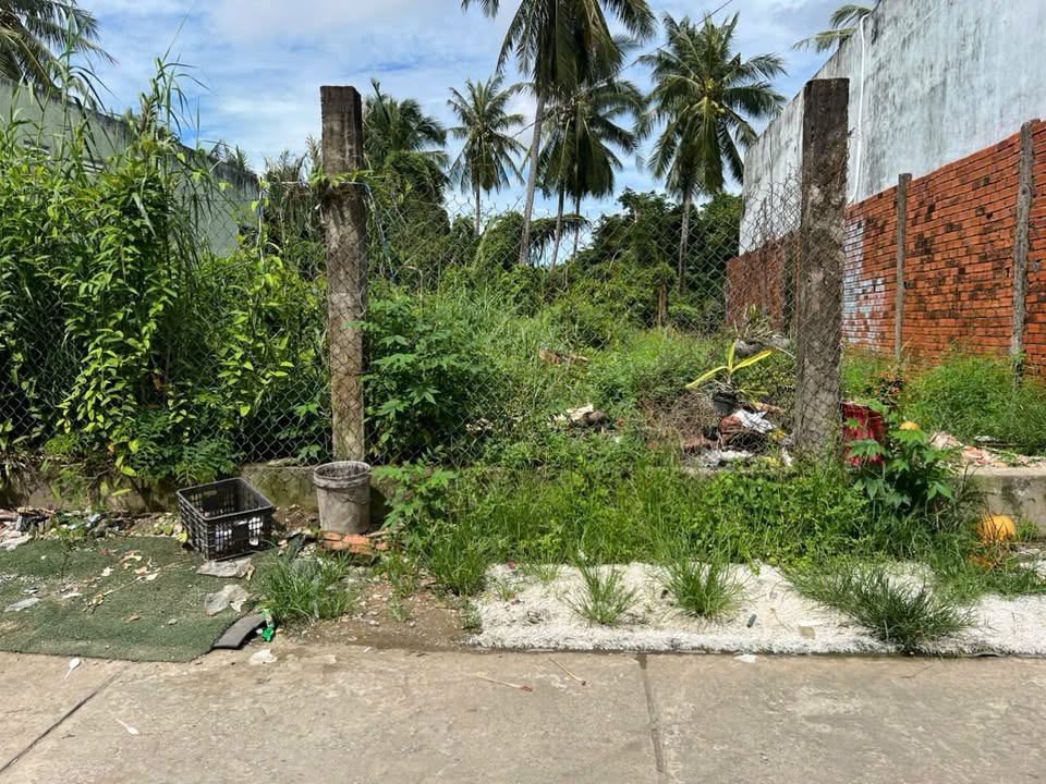 Đất nền đường Hai Bà Trưng, Vĩnh Quang, Rạch Giá 315m² - Giá chỉ 1.85 tỷ, thương lượng!