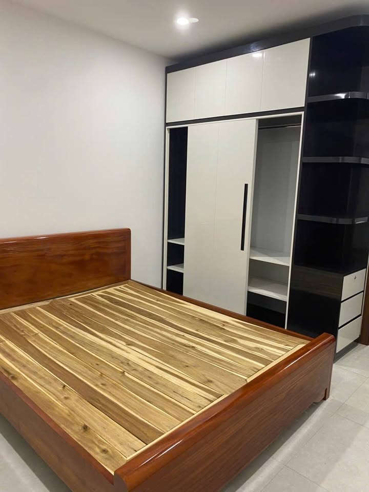 Chung cư 389 Phan Bội Châu 2PN 2WC giá 5.8 triệu - Nội thất cơ bản, sẵn sàng vào ở!