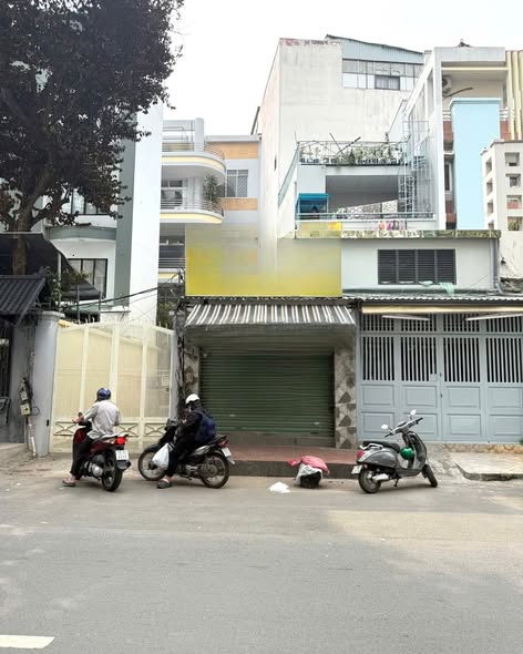 Cho thuê mặt tiền 2 tầng đường Nguyễn Thượng Hiền, Quận 10, 40m² - Kinh doanh tự do ngay!