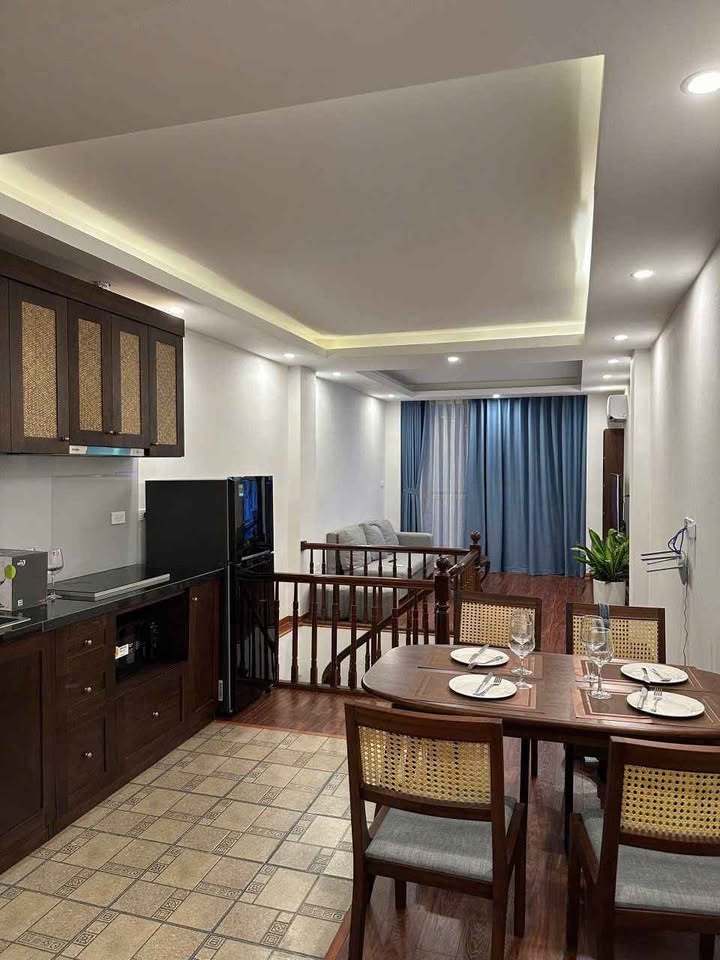 Bán nhà Xuân Đỉnh 42m² giá 14 tỷ - Lô góc ô tô đỗ cửa, full nội thất!