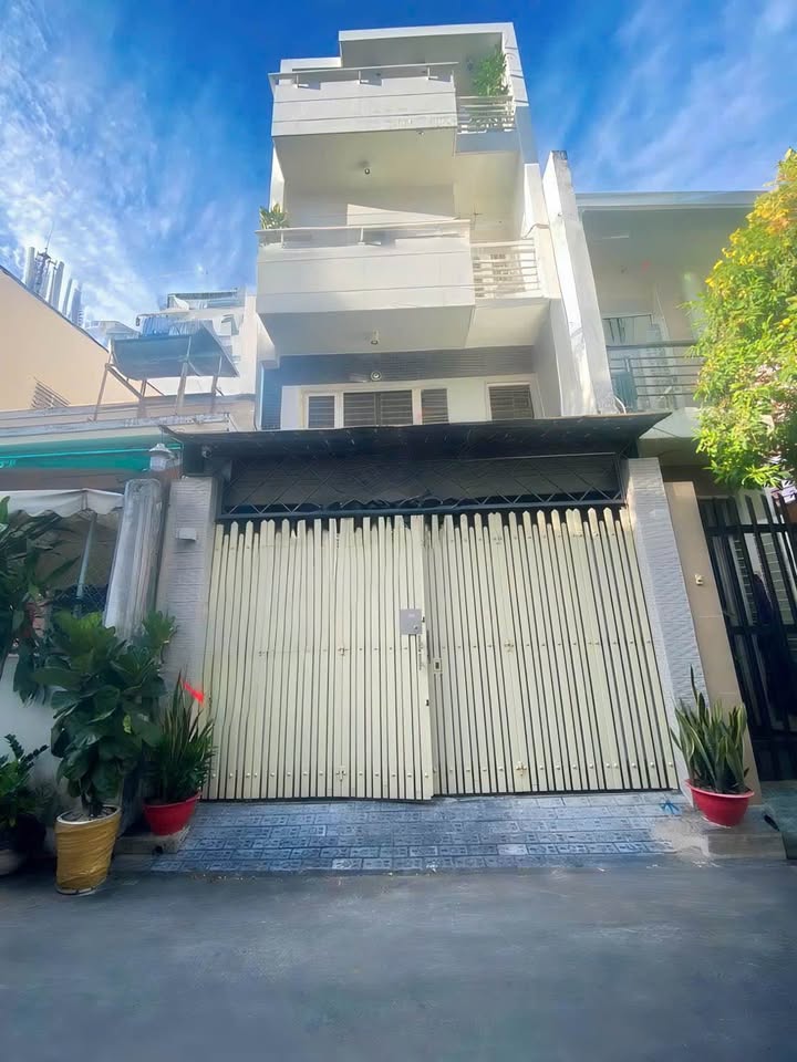 Nhà đẹp Quận Tân Bình 78m² giá 11 tỷ - Hẻm ô tô 5m, ngay khu Bàu Cát