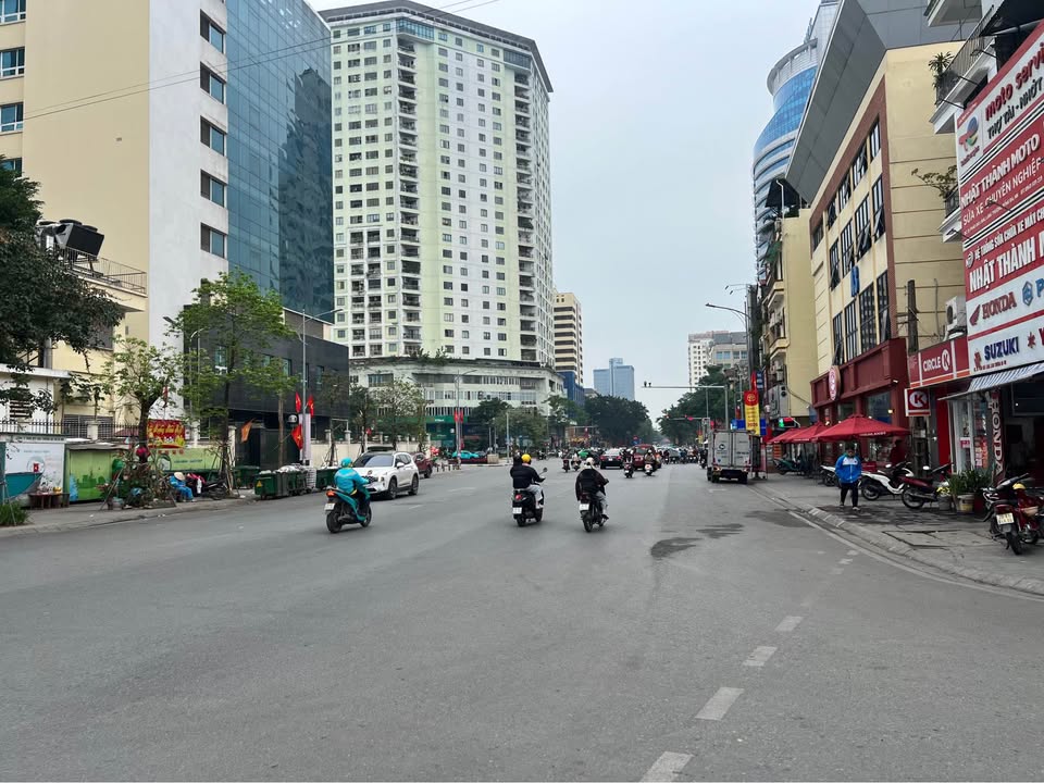 Nhà đẹp Đống Đa 35m² giá thỏa thuận - Lô góc thoáng sáng, sổ đỏ chính chủ!