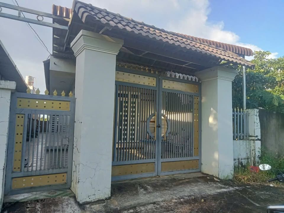 Nhà vườn ấp 1 Sông Trầu 1000m² giá 4 triệu - Không gian sống xanh mát!