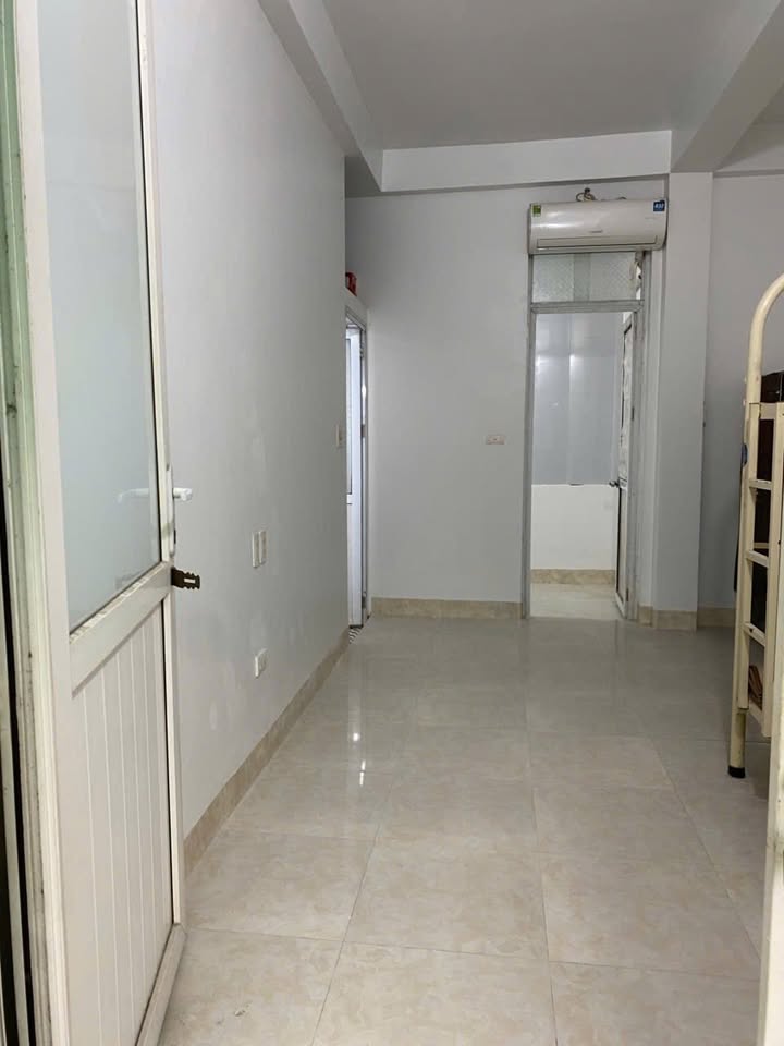 Phòng cho thuê tại ngõ 147 Triều Khúc, 2.8 triệu - Tiện nghi đầy đủ, tự do giờ giấc!