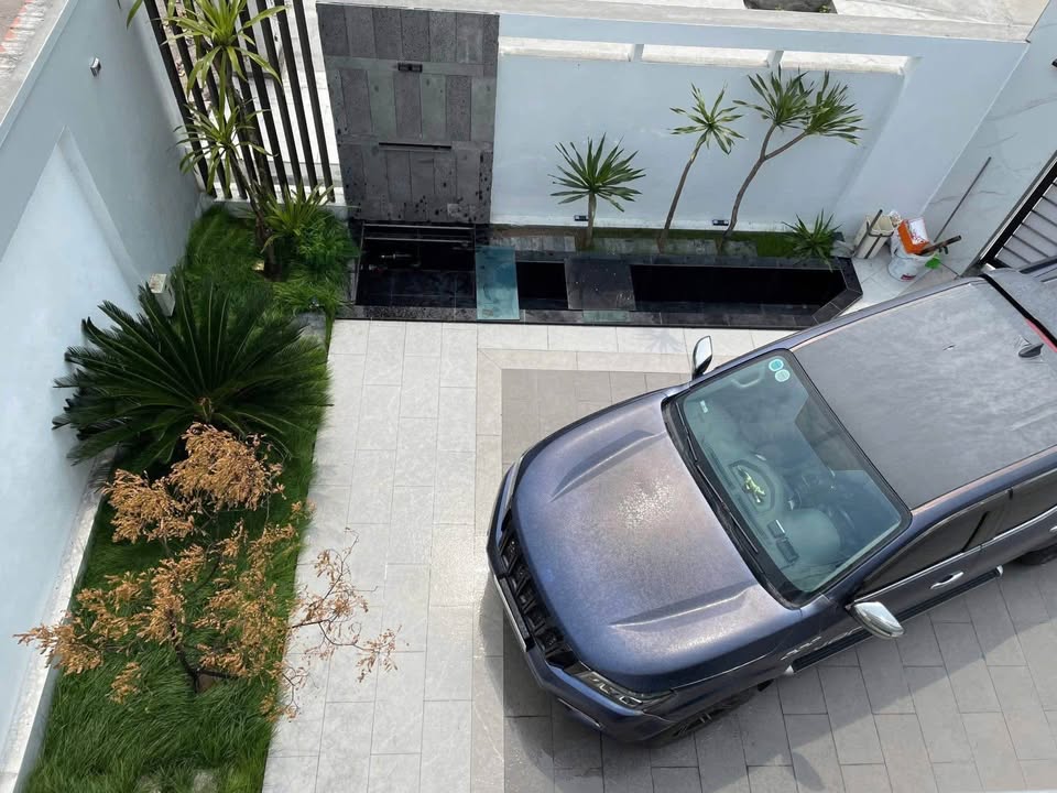 Biệt thự Cẩm Bình 242m² giá 8 tỷ - Góc ngã tư 2 mặt tiền tuyệt đẹp!