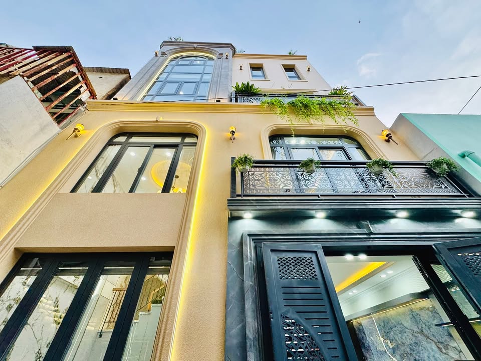 Nhà đẹp Quang Trung P14 Gò Vấp 50m² giá 7.7 tỷ - Sẵn sàng vào ở ngay!