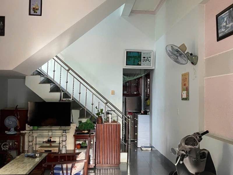 Nhà FrontHouse 2 mặt tiền Trương Công Định, Buôn Ma Thuột 72m² giá 5.95 tỷ - Hiếm có khó tìm!