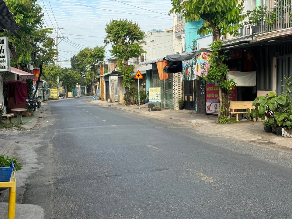 FrontHouse Hóc Môn 100m² giá 5.6 tỷ - Mặt tiền kinh doanh đắc địa!